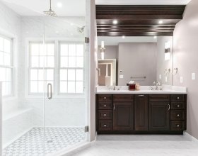 kanianthra-owners-bathroom-in-ashburn-1