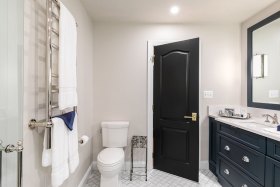 luxury-bathroom-in-rivercreek-3