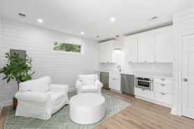 pool-house-kitchen-in-mclean-1