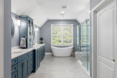 Tranquil Primary Bathroom in Ashburn