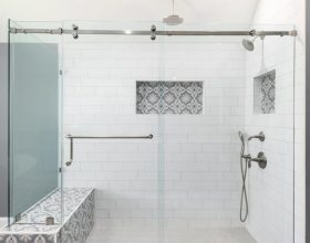 tranquil-owners-bathroom-in-ashburn-7