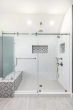 tranquil-owners-bathroom-in-ashburn-7