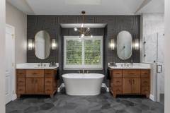 Transitional Bath in Belmont Country Club
